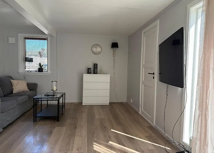Apartment In Mjondalen